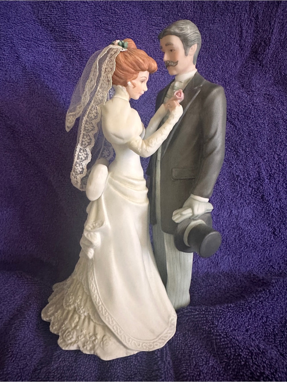 Bride and Father Daddy's Little Girl figurines - plays “Love Everlasting”